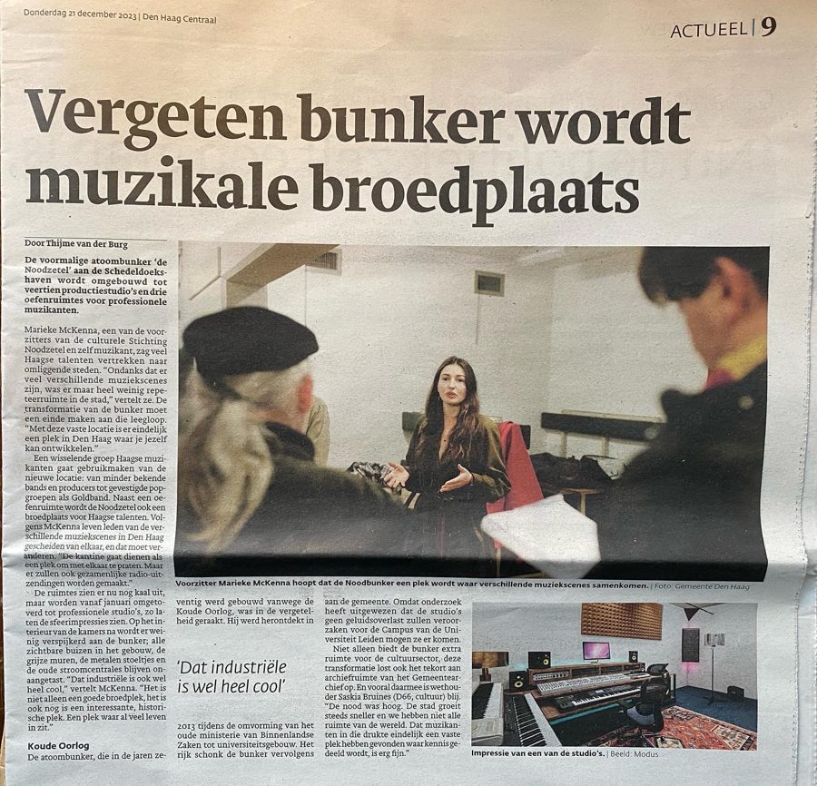 Newspaper page from Den Haag Centraal headlined Vergeten bunker wordt muzikale broedplaats, with a photo of Marieke McKenna in the bunker